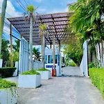 Plus Condo 2 By Tida