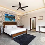 Villa Sri Suri