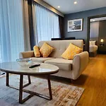 2 Bdr Suite In 5 Star Hotel