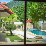 Coast Charm 6Br House Karon