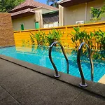 Karon Pool Villa 卡伦3卧泳池别墅