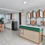 Lub Nai Hostel