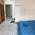 Chalong Paradise Guesthouse