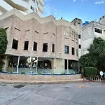 Partial Seaview Studio On 11 Floor Near Jungceylon, Bangla Street