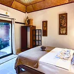 Shanti Lodge Phuket