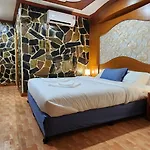 Arya Suites Patong Beach