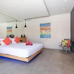 Luxurious 5Br Villa Mayacol With 17M Long Pool, Naiharn