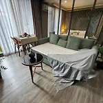 Patong Rooftop Pool Luxury Condo With Bathtub And Sofa Bed Big Balcony