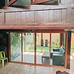 Ban Elephant Blanc Bungalow