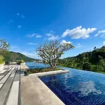 1Bedroom Apt With Rooftop Infinity Pool - The Base Height Phuket