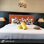Modern 2-Bedroom Condo In Kamala Near The Beach