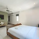 V161 4Br Heart Of Rawai, Large Pool , Pool Table