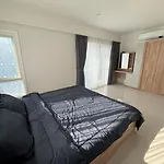 Cozy House By Cody One