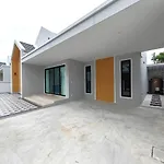 Family House Aiyada