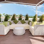 Spacious 4Bedroom Penthouse Condo