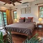 Coconut Wells Villa In Rawai