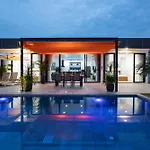 Mango Hill Residence