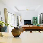 Villa Kirana