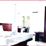 Oyo 75461 Heritage Mansion In Patong