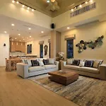 Sea-Esta Villa