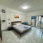 Kimchi Apartment