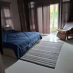 Chalong\'Da Muhtesem Lokasyon Havuzlu Villa
