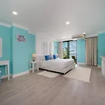 Waterfront High Tide Suite - Ocean View