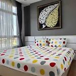 Cozy Apartment At The Bell Condominium