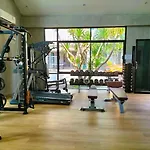 Luxury King 3 Bedroom Gym, Sauna, Bbq, Aircon, 8 Min Beach, Tennis Court, Boating Ave