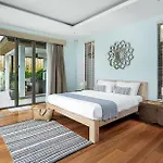 Beautiful Villa Within 5 Min Walk To Bangtao Beach !