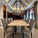Vip Villa, Rawai