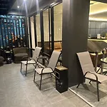 Leon\'S Loft House