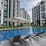 Title Halo, 2 Bedrooms Apartment