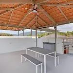 Classic Modern Pool Villas Rawai 3Br