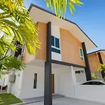 Charming Home, Smile Ville