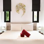 2-Storey Villa Sunset Garden 5 With 4Br And Salt Water Pool