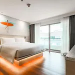 Radisson Red Phuket Patong Beach