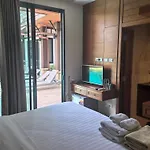 Phuket Meet Holiday Hotel 普吉岛相遇花园度假酒店