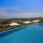Babylon Sky Garden - Long Term Holiday Rentals