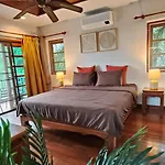 Coconut Wells Villa In Rawai