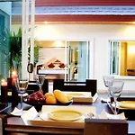 Prima Karon Villa