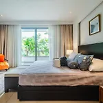 New Pearl Of Naithon 3 Bedroom Beachfront Condo