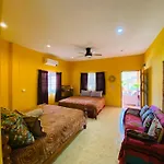 Good Vibes Bungalow At Ya Nui Beach