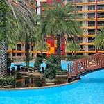New Apartment In 777 Beach Condo
