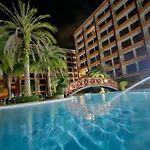 New Apartment In 777 Beach Condo