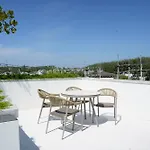 Tree O\'Clock Pool Villa - Phuket