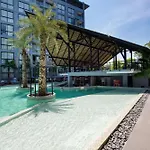 Citygate 1Br Apartment L609, Several Pools, Gym & Rooftop