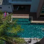 638 Top Floor 2 Brs2Baths 1Km Walking To Beach