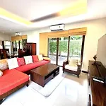 Villa Mandaya - Calm 3 Bedrooms Villa With Pool
