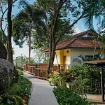 Anona Sunset Boutique